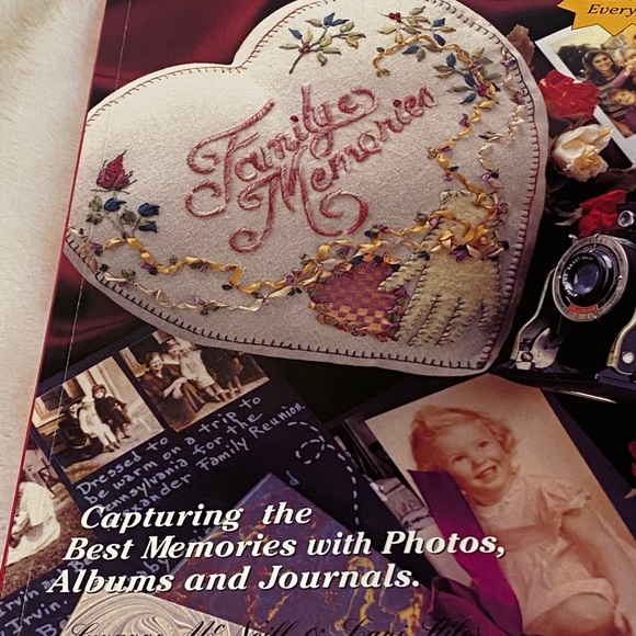 Bundle of 3 Paper Crafts Crafting Books & Acid-/Lignin-Free Color Sheets EUC - Picture 8 of 9